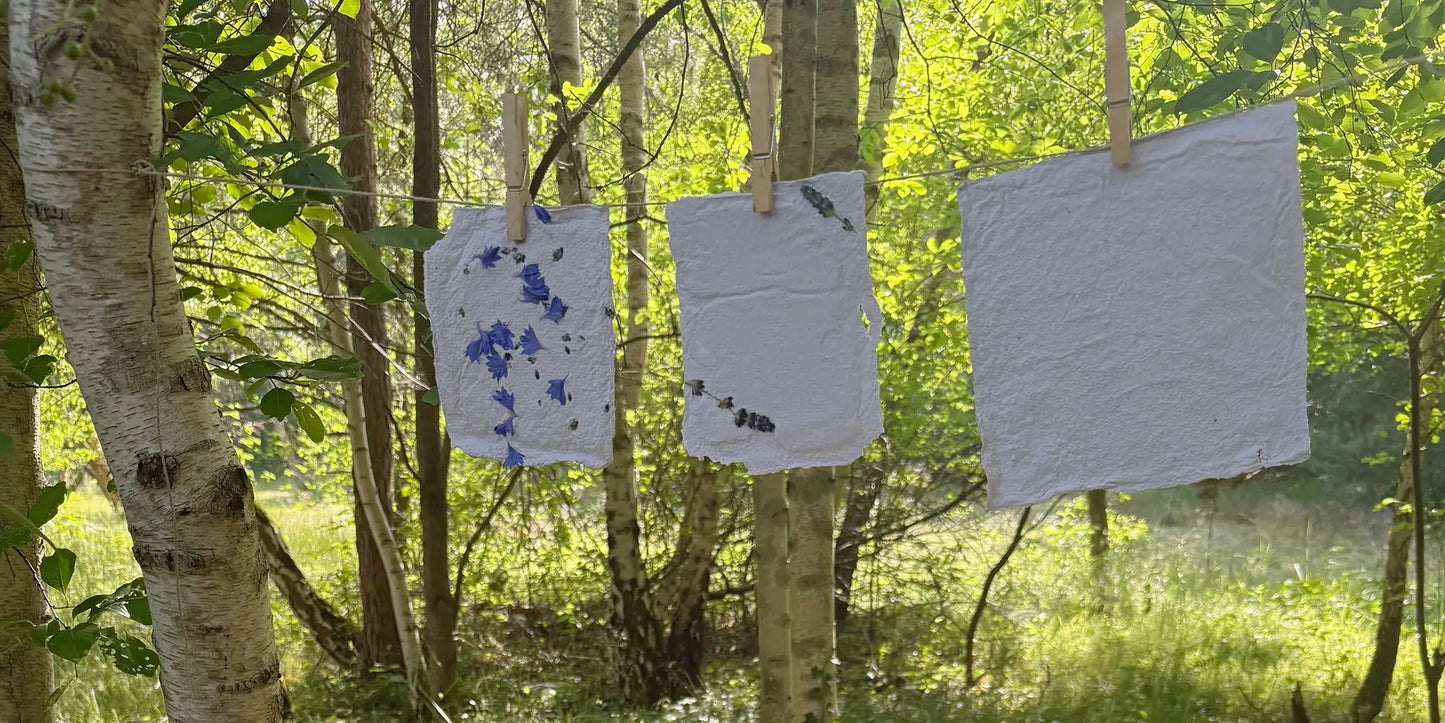 Papierschöpfen mit Kindern