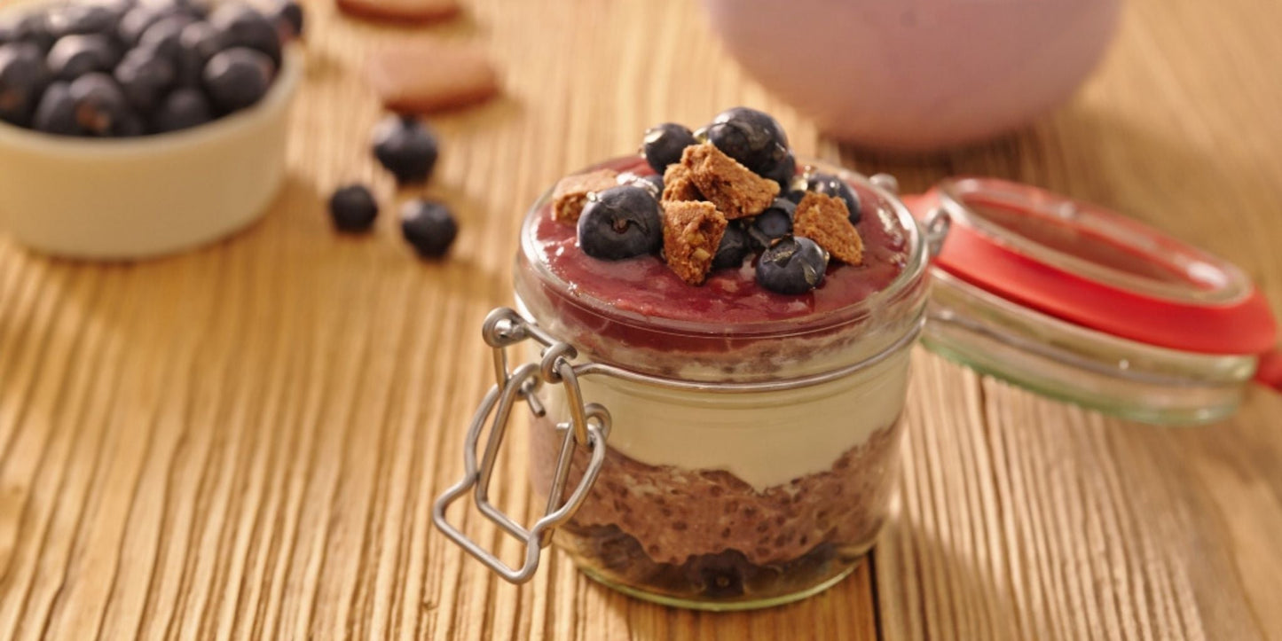 Blaubeer-Dessert im Glas